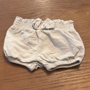Adorable Light Gray Diaper Cover for Kids